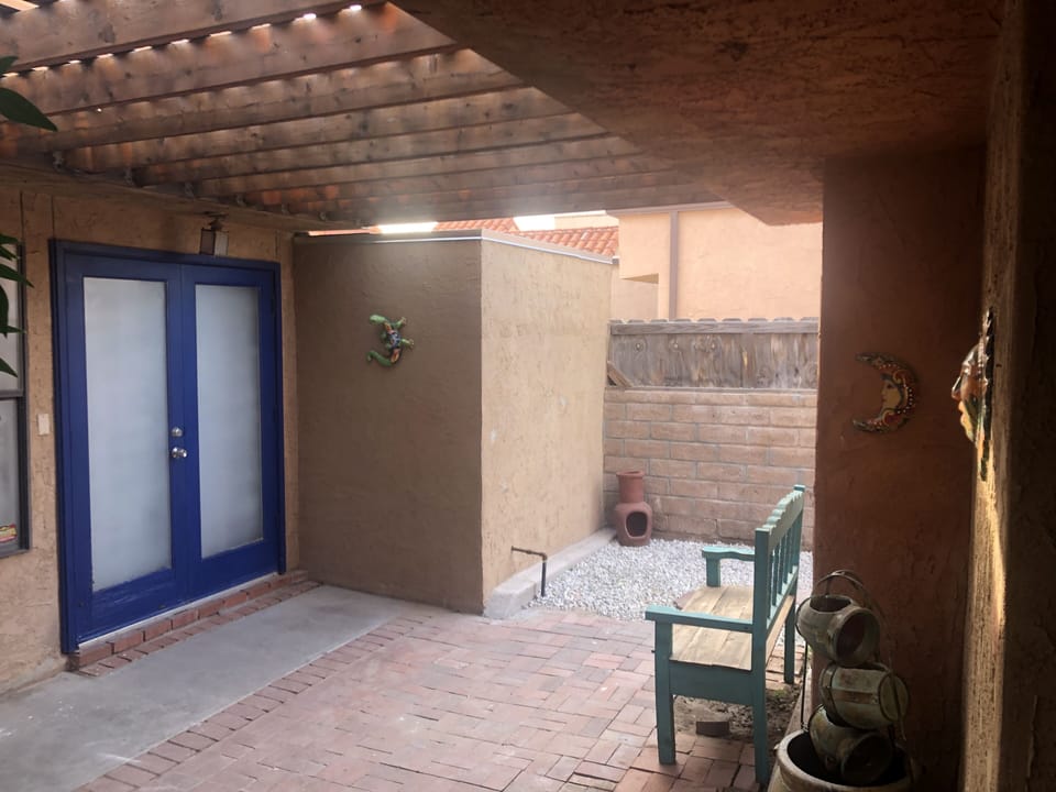 Shared Hacienda Patio! 