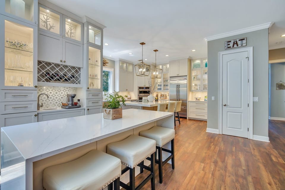 Kitchen dining (2)