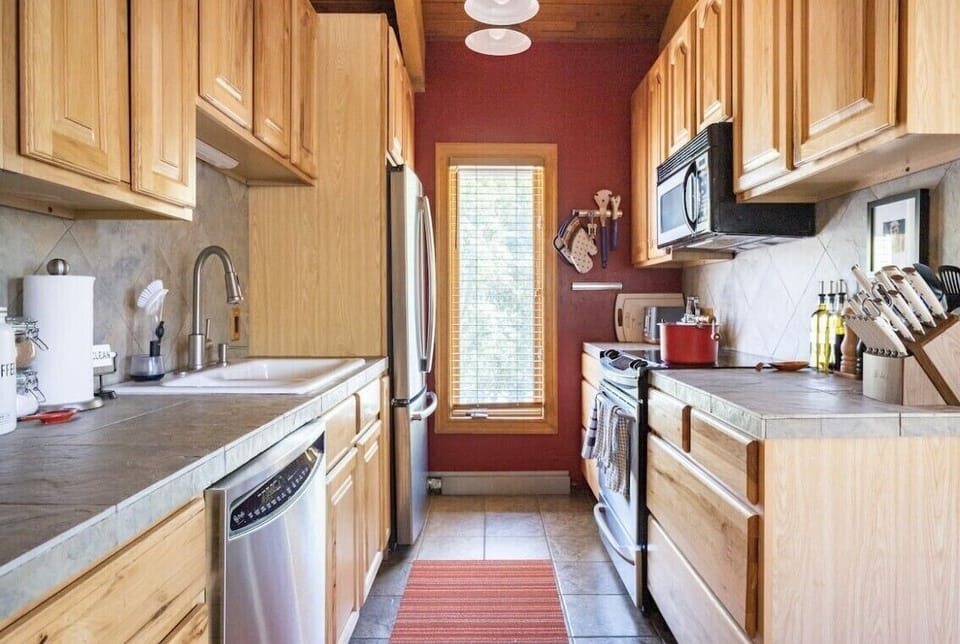 All new high-end kitchenware allows home cooks to prepare proper meals.