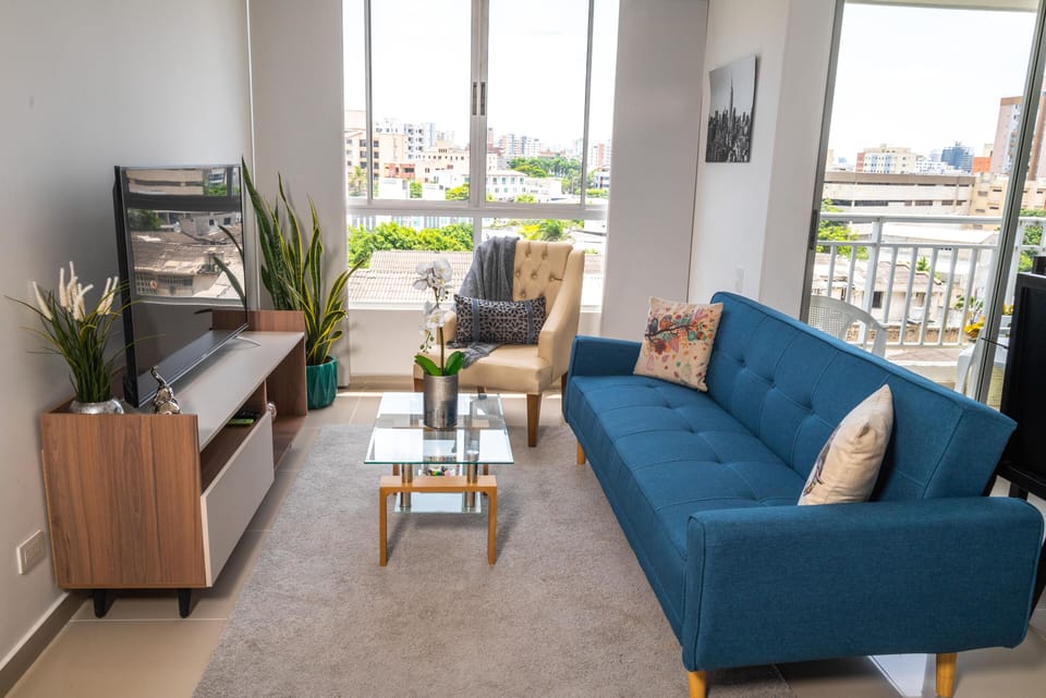 Living room with 55" Tv, Netflix, Amazon prime, YouTube premium (no ads) IPTV 
