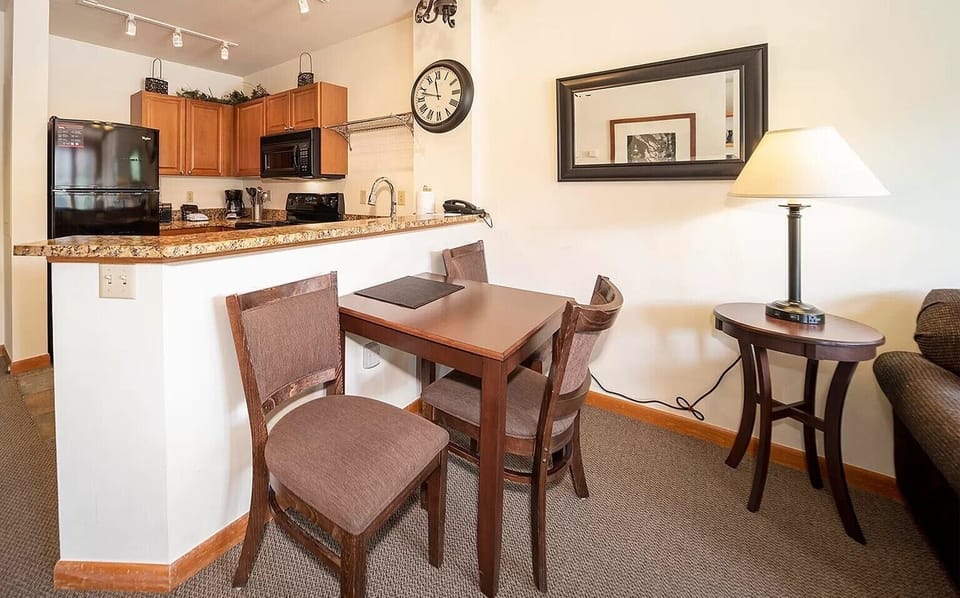 Dinning Area - Cooking & Dinning Supplies Provided