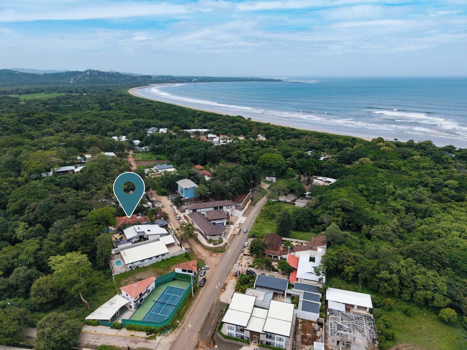 Your private Costa Rican adventure begins. Sun-kissed days, ocean song.

