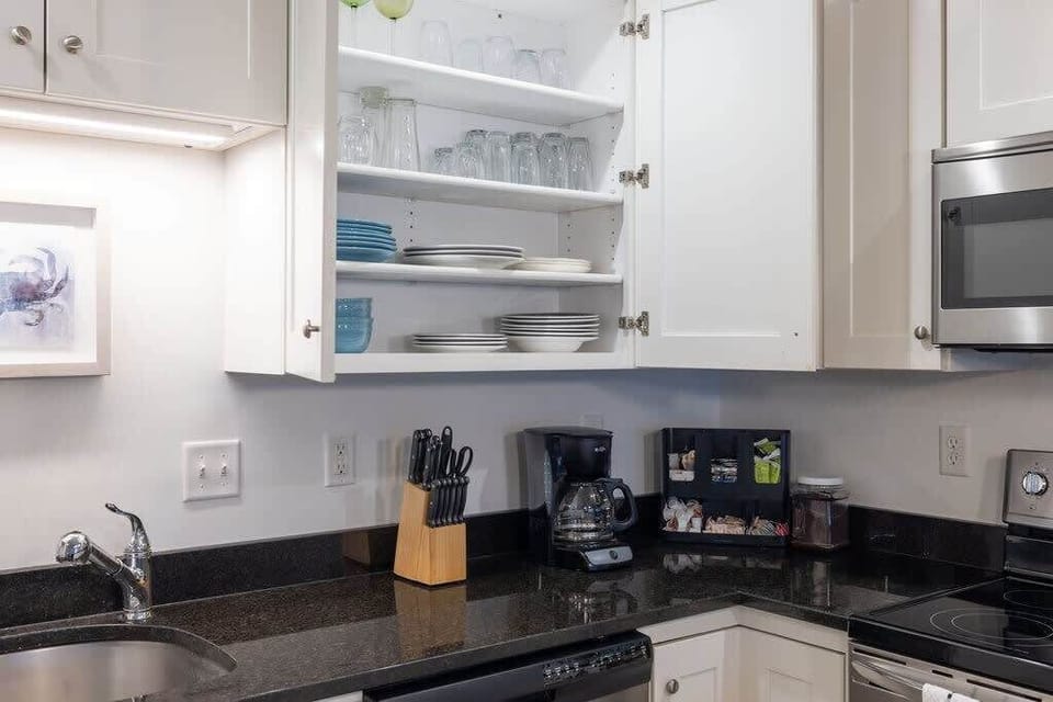 Complimentary coffee, tea, creamers and sugar to start your morning off on the right step.