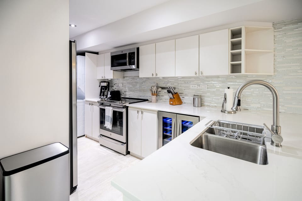 Fully equipped kitchen