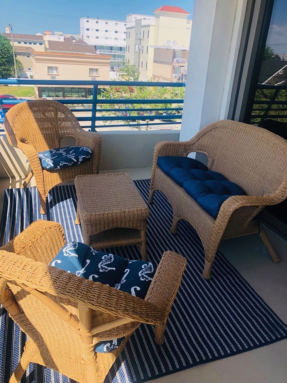 OUTDOOR PATIO