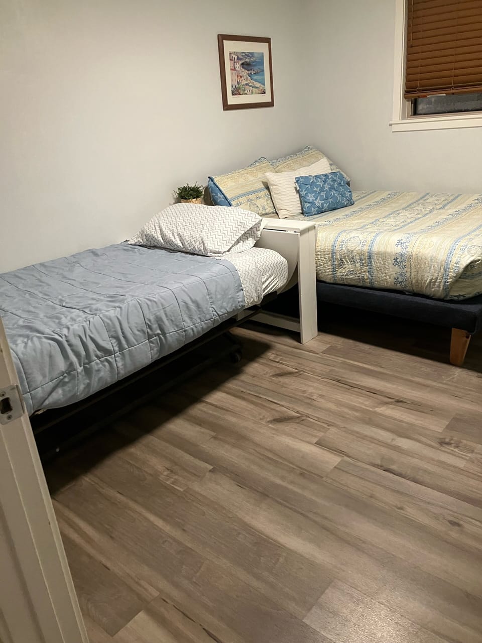 The trundle bed setup