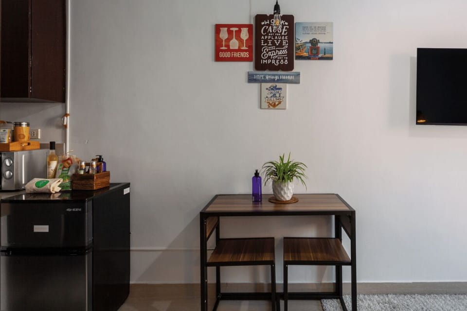 Exclusive Studio Suite | In-room dining