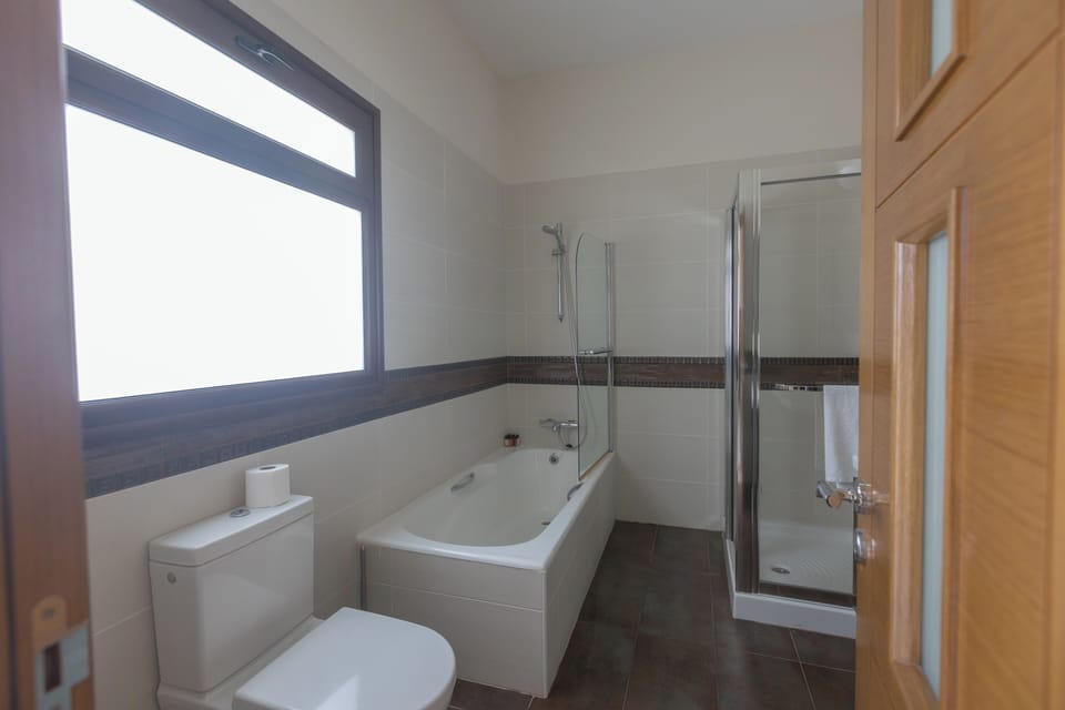 Protaras Holiday Villa Pa7 Private 7 Bedroom Villa Villa in Paralimni