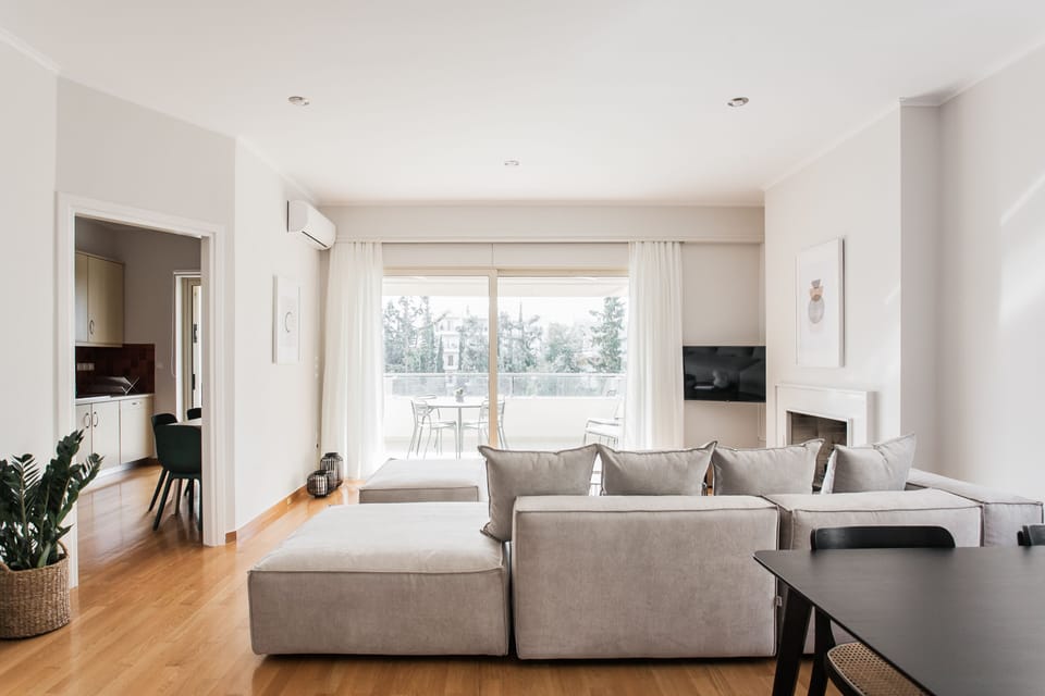 Standard Apartment | Living area | 43-inch Smart TV with satellite channels, TV, Netflix