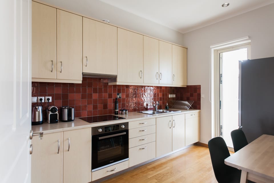 Standard Apartment | Private kitchen | Espresso maker, coffee/tea maker, fridge, oven