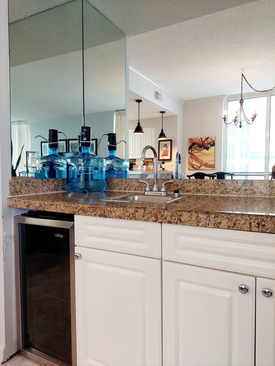 Wet bar