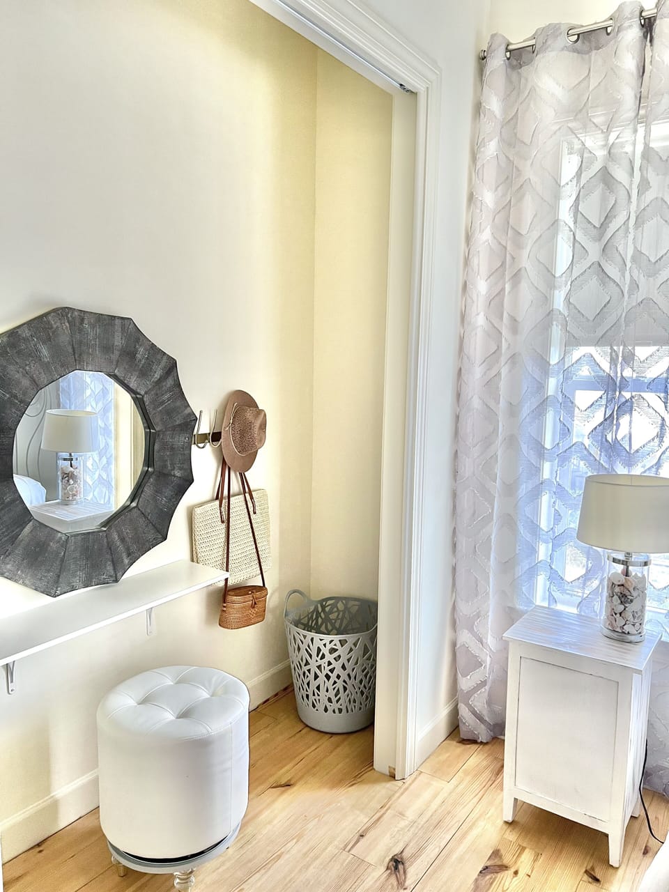 Vanity niche in bunk room.