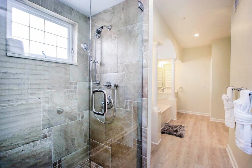 Master ensuite