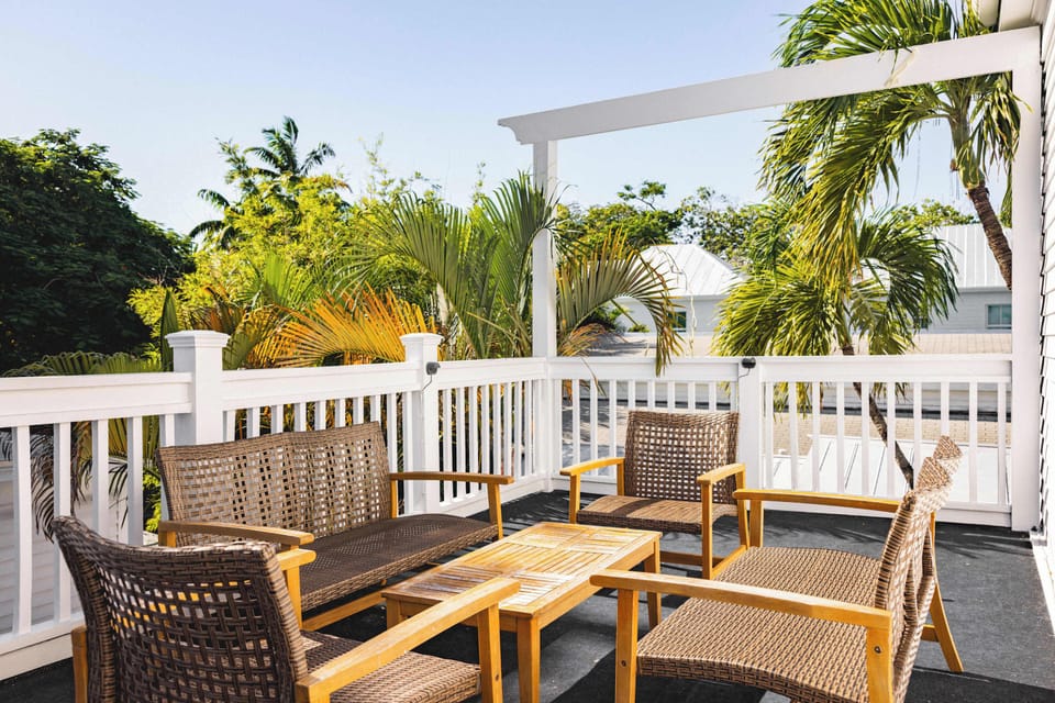 Shared Balcony