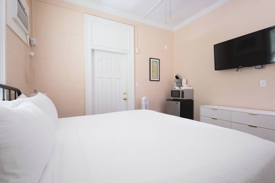 King Bedroom