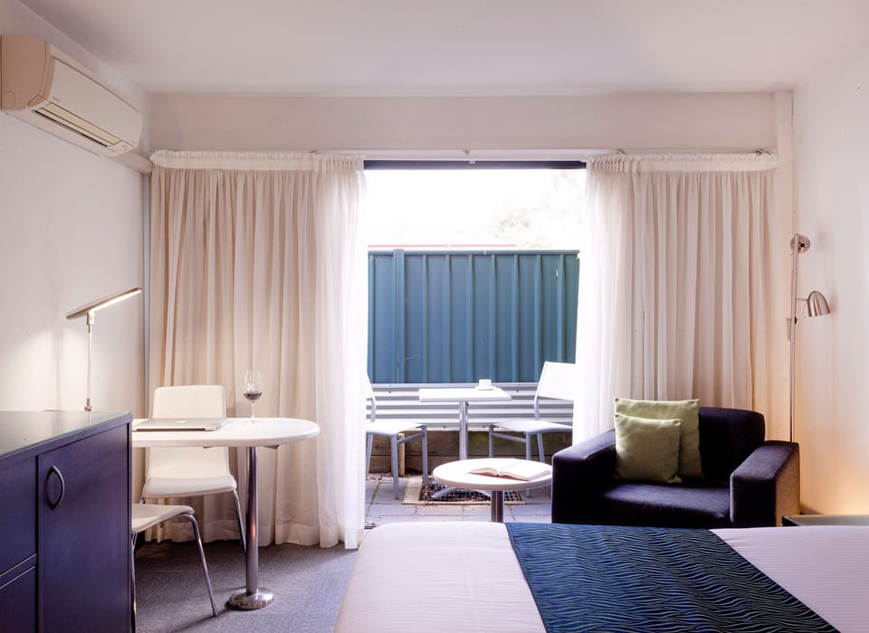 Executive Room | Premium bedding, desk, iron/ironing board, WiFi (free)