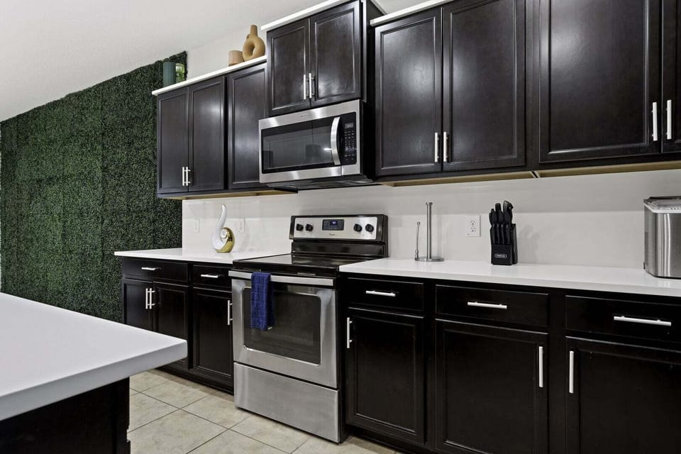Fully equipped kitchens!