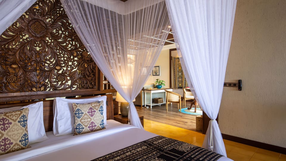 Presidential Pool Residence | Premium bedding, minibar, in-room safe, desk