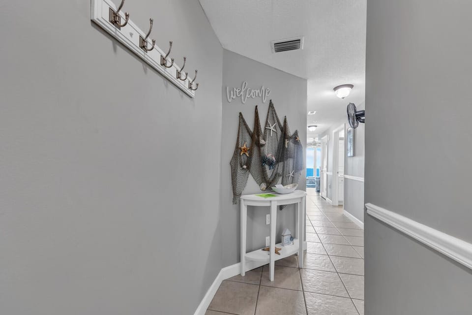 Entry way