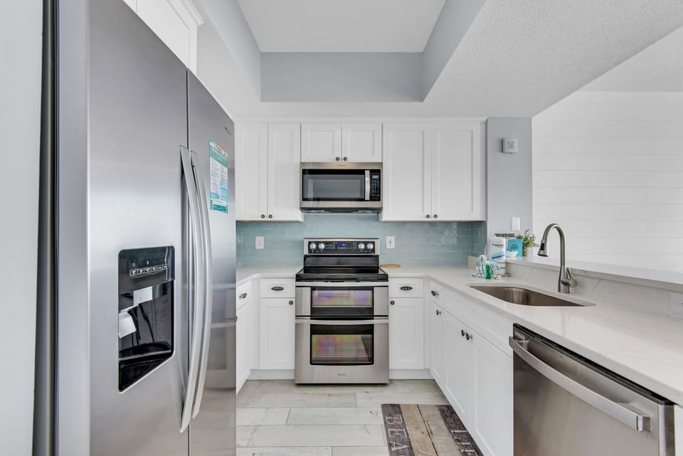 Kitchen has everything you need