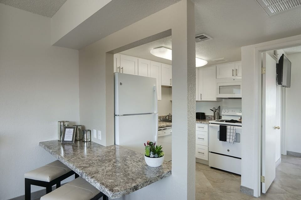 Apartment, 1 Bedroom | Private kitchen | Fridge, oven, coffee/tea maker, toaster
