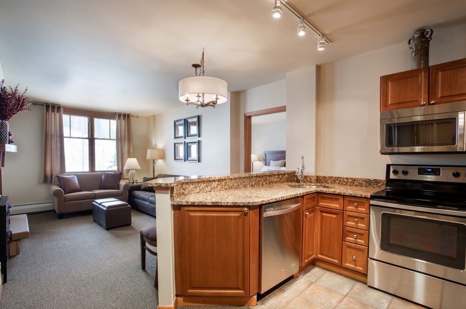 Condo, 2 Bedrooms | Private kitchen | Coffee/tea maker, fridge, oven, toaster
