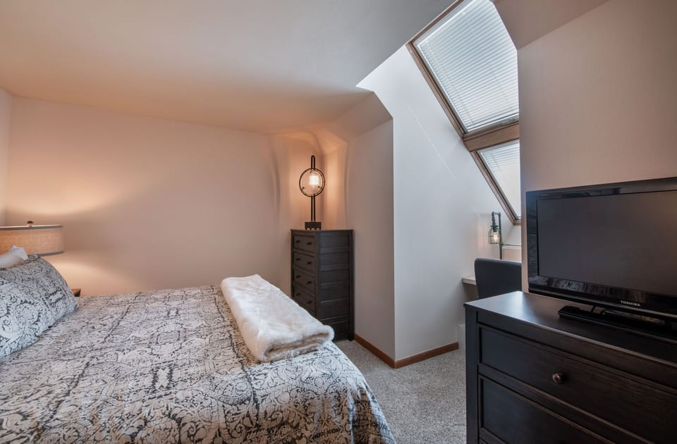 Condo, 2 Bedrooms | 2 bedrooms, iron/ironing board, free WiFi