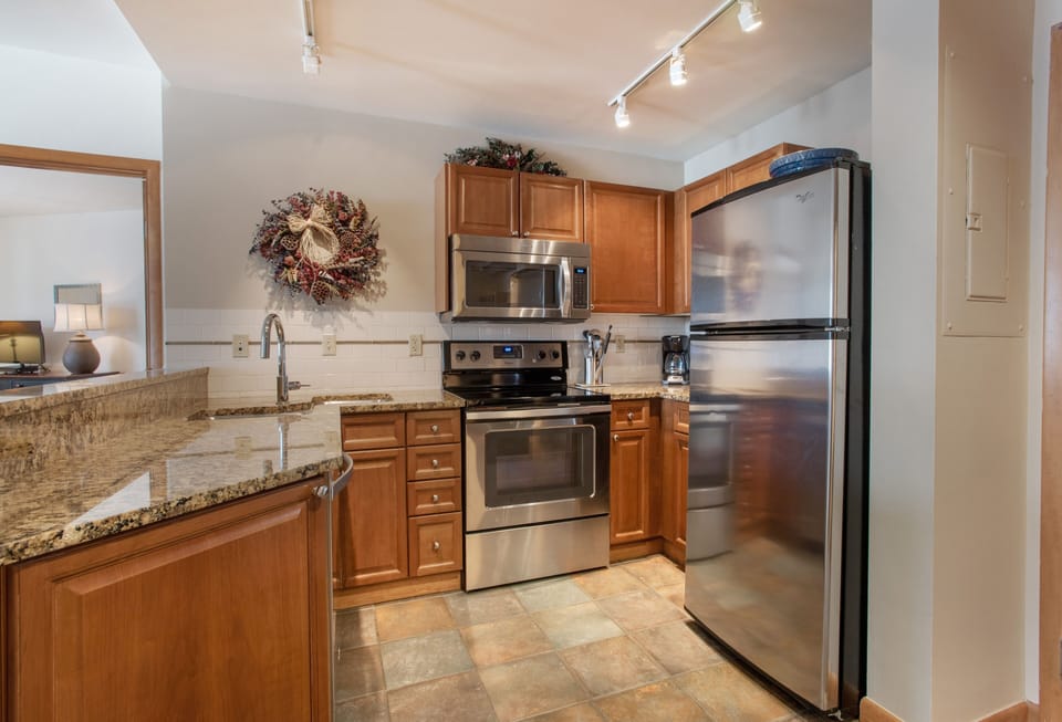 Condo, 2 Bedrooms | Private kitchen | Coffee/tea maker, fridge, oven, toaster