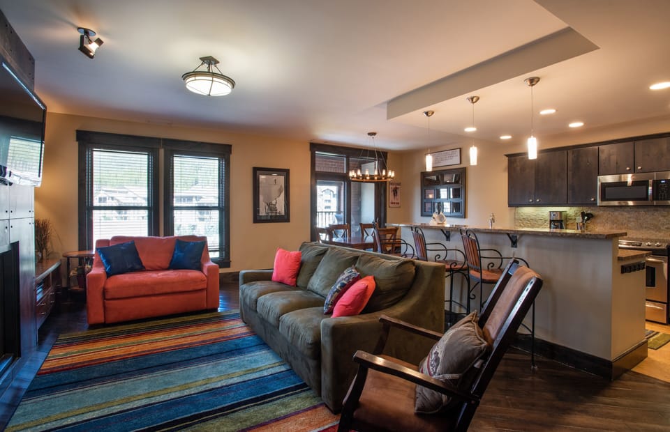 Townhome, 3 Bedrooms | Living room