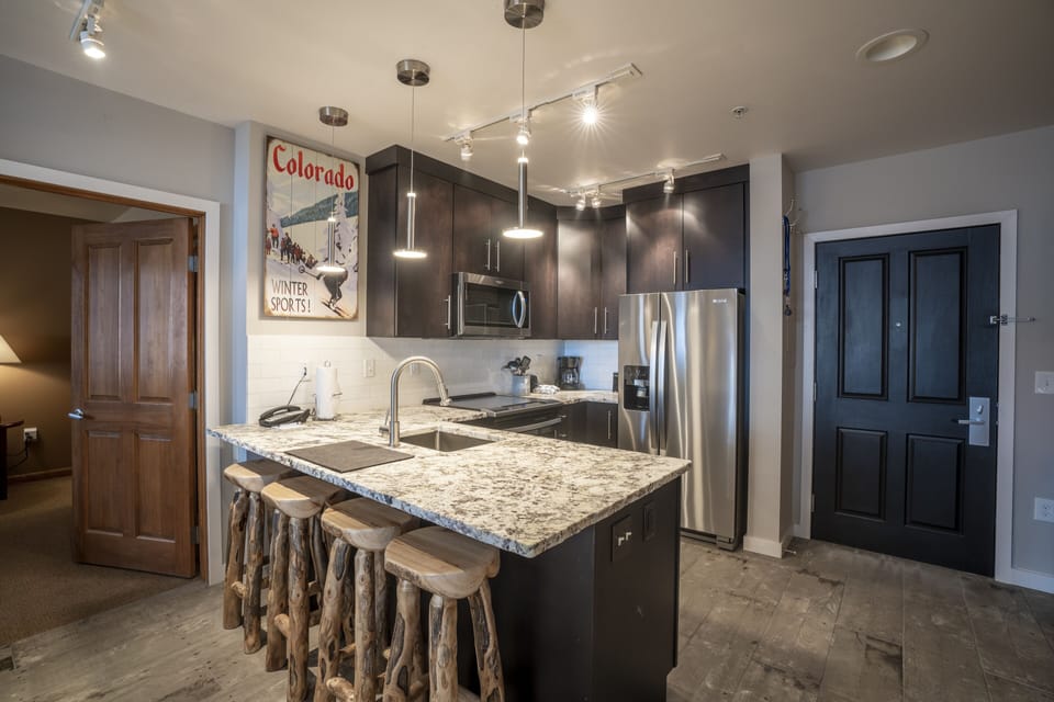 Condo, 2 Bedrooms | Private kitchen | Coffee/tea maker, fridge, oven, toaster