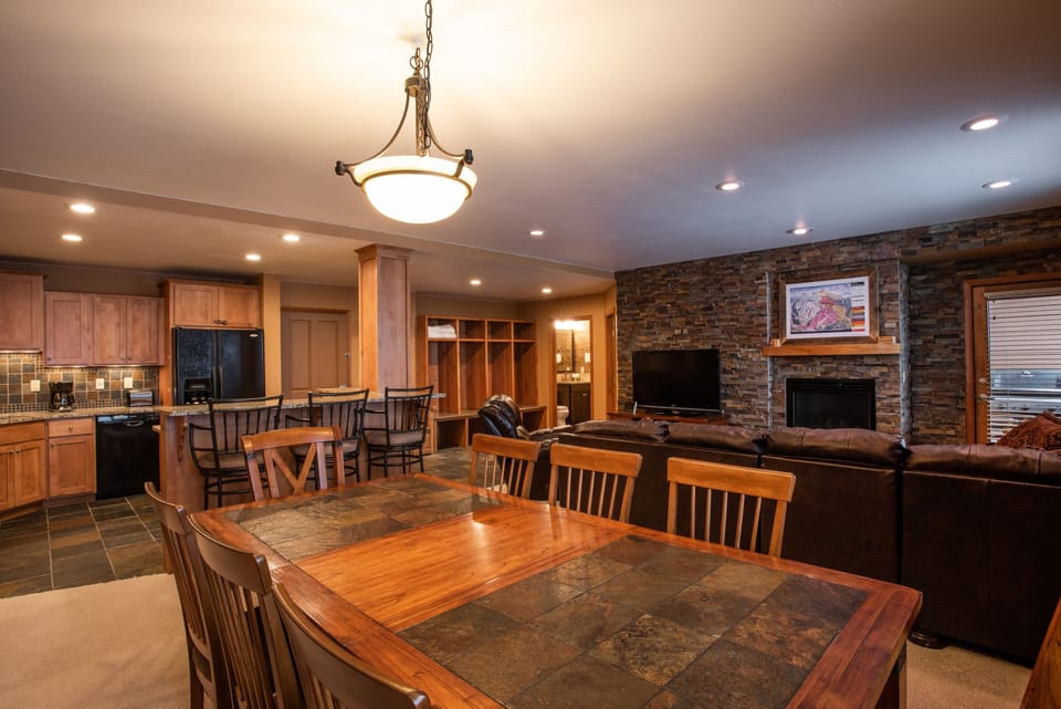 Condo, 2 Bedrooms | Private kitchen | Coffee/tea maker, fridge, oven, toaster
