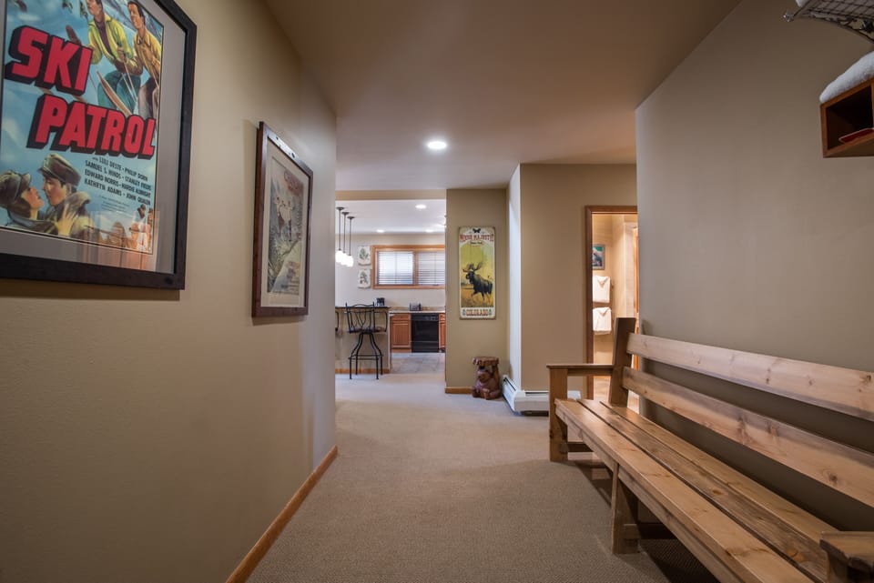 Condo, 3 Bedrooms | Interior