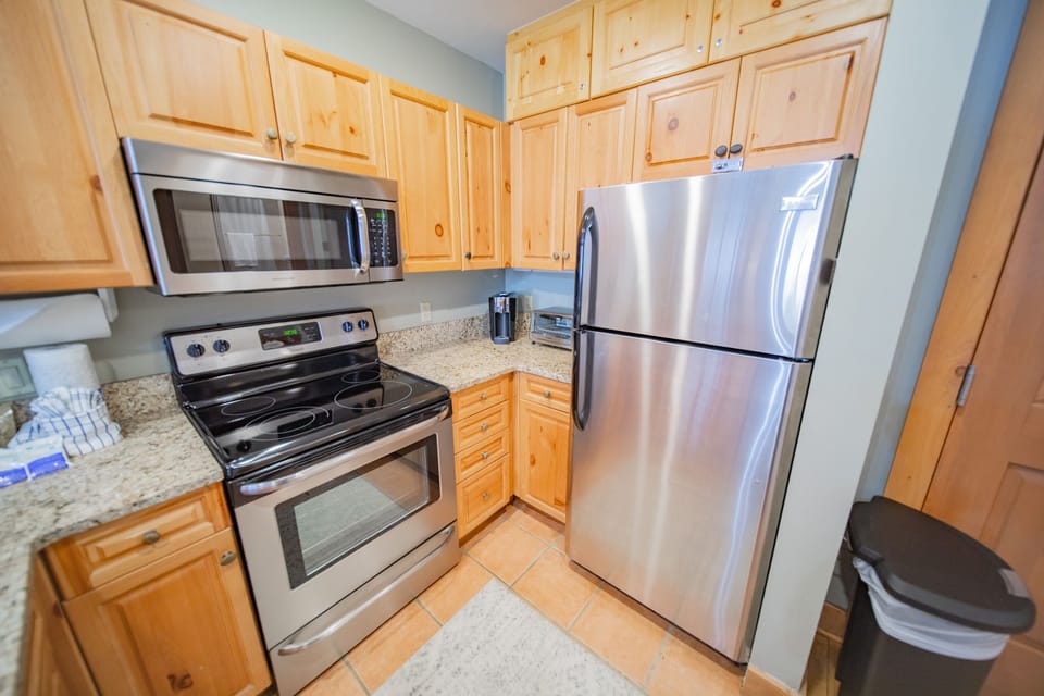 Well equipped kitchen