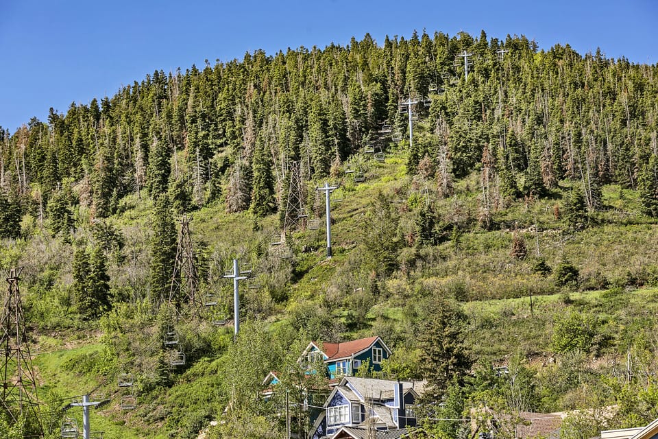The infamous Town Lift on a beautiful Spring day