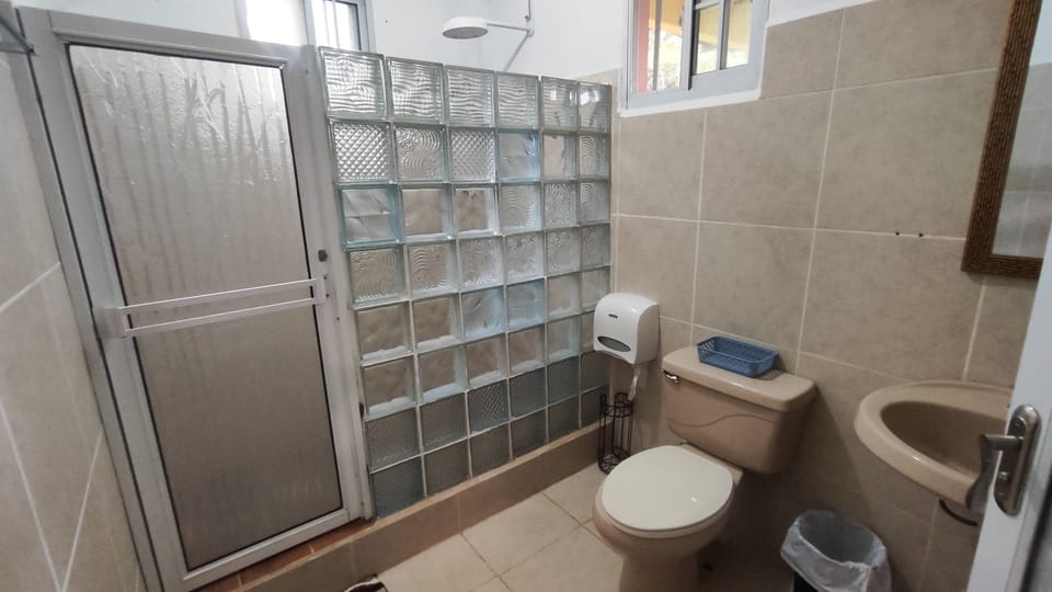 Family Studio Suite, Mountain View, Executive Level | Bathroom | Shower, rainfall showerhead, towels