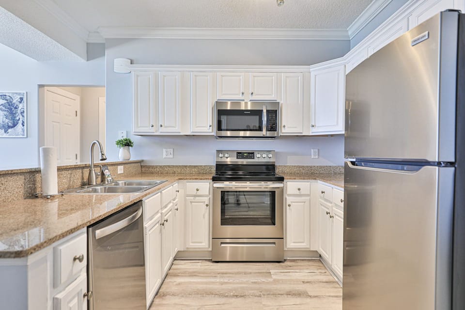 Fully stocked kitchen.