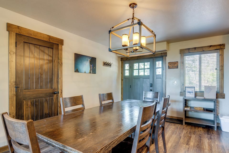 Dining Area | 1st Floor