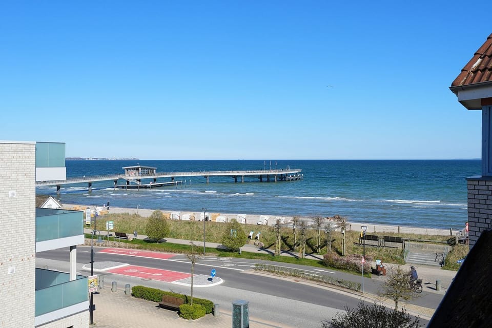 Beach/ocean view