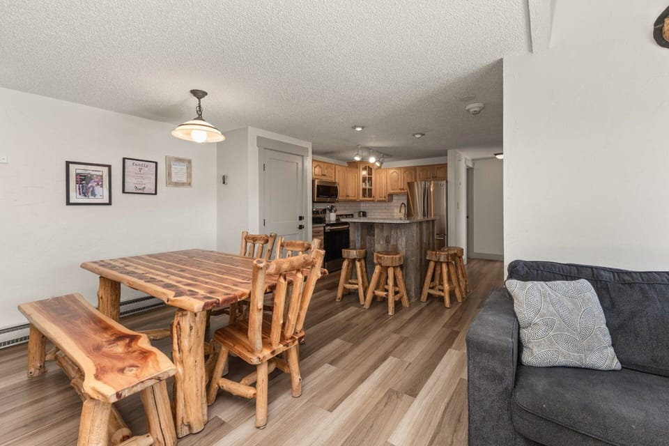 Large Log Dining Room Table