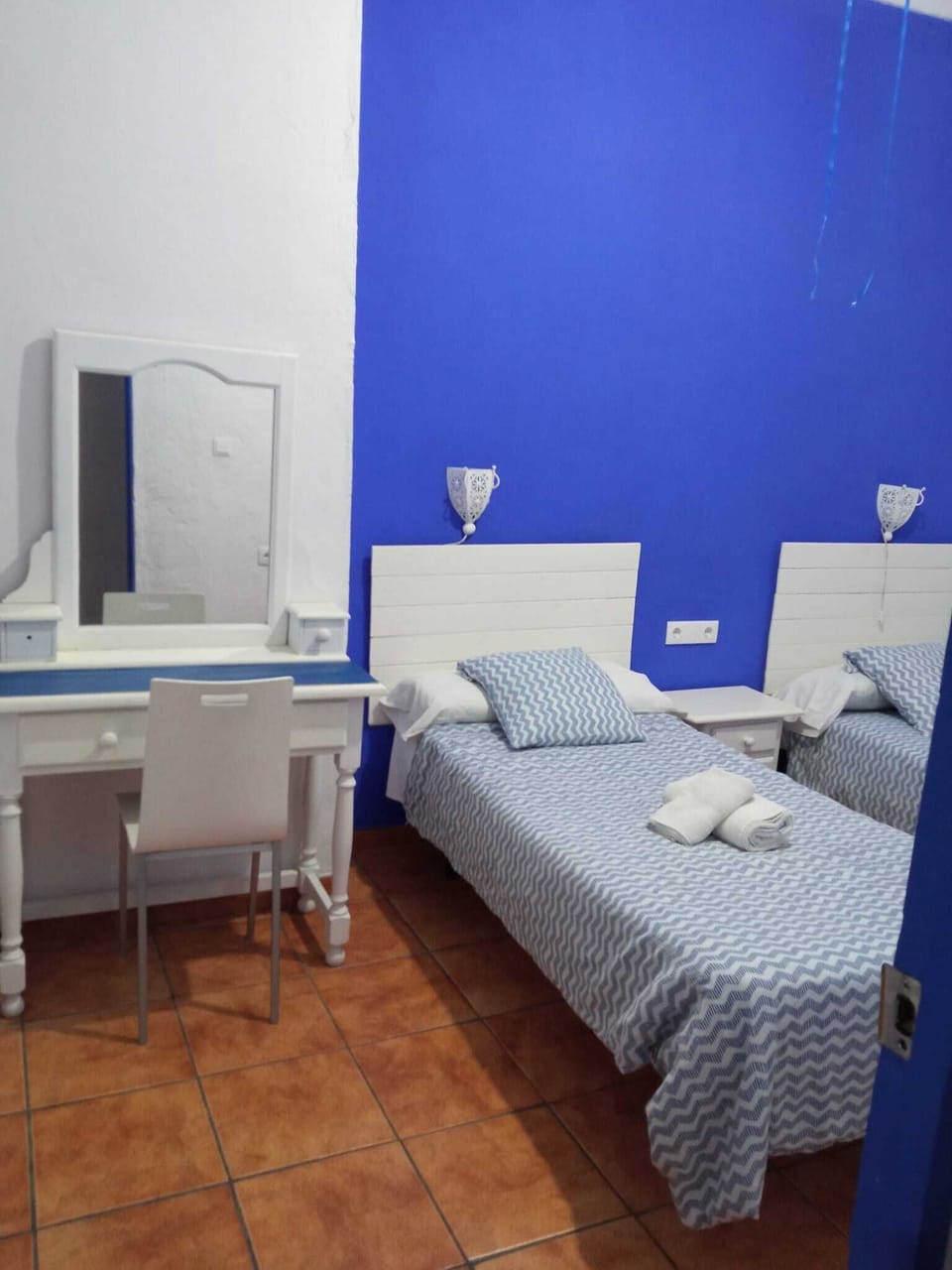 Basic Twin Room | Free WiFi