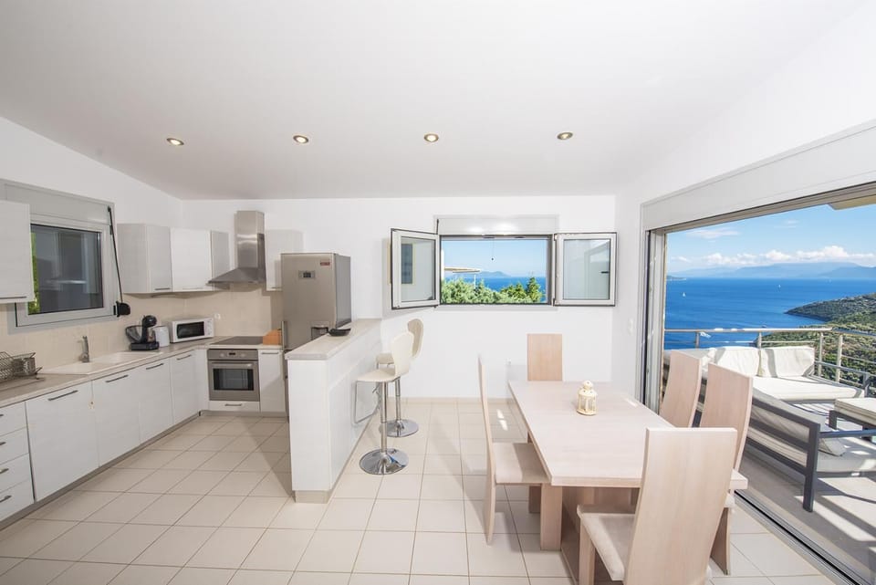 Equipped kitchen