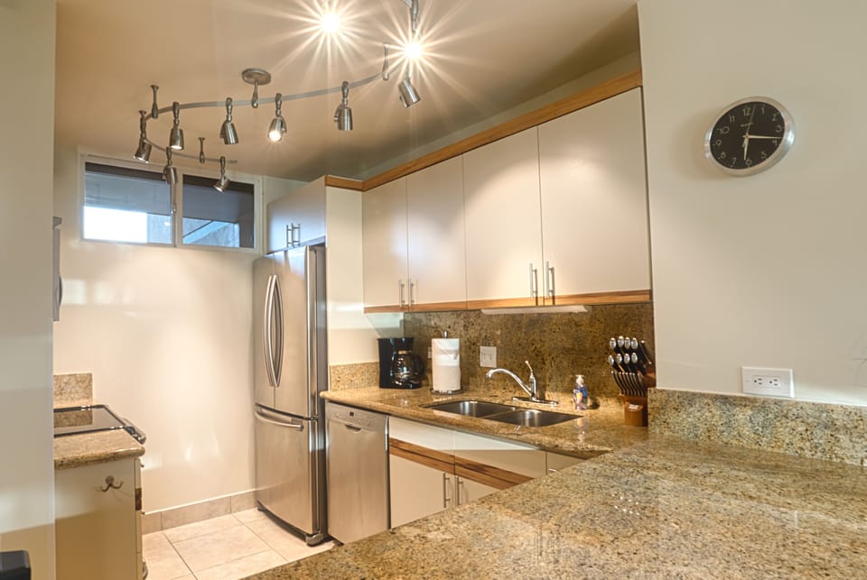 Fully equipped kitchen