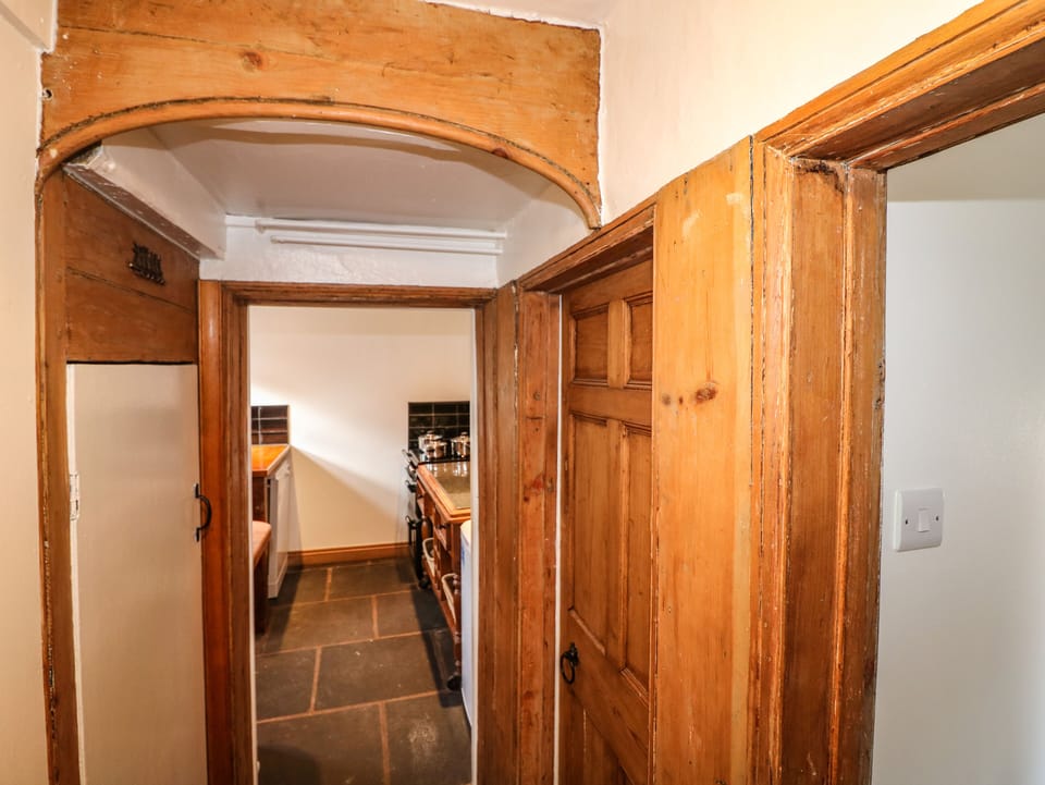 Cottage | 2 bedrooms, individually decorated, individually furnished, free WiFi