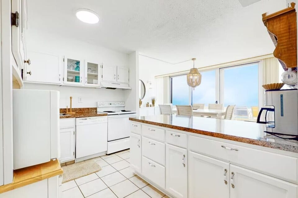 Kitchen 3