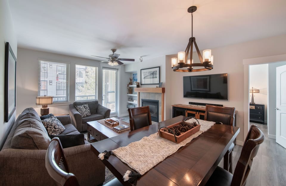 Furniture, Indoors, Living Room, Home Decor, Table