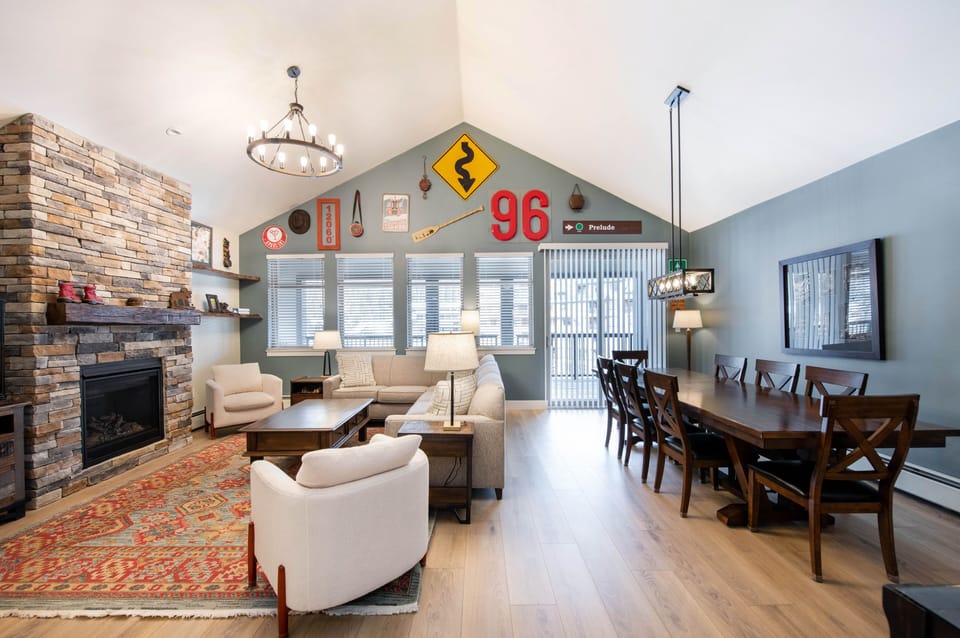 Dining Room, Dining Table, Furniture, Indoors, Table