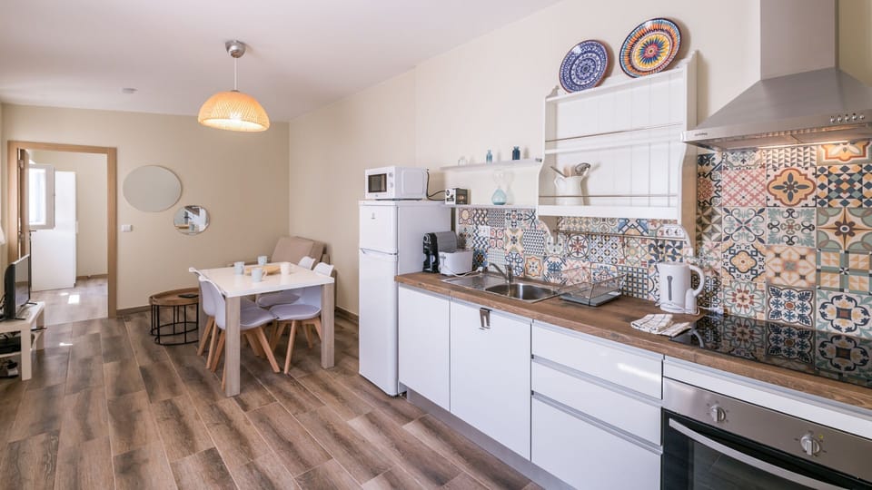 All the appliances you could require to prepare a delicious homecooked meal are provided in the kitchenette.