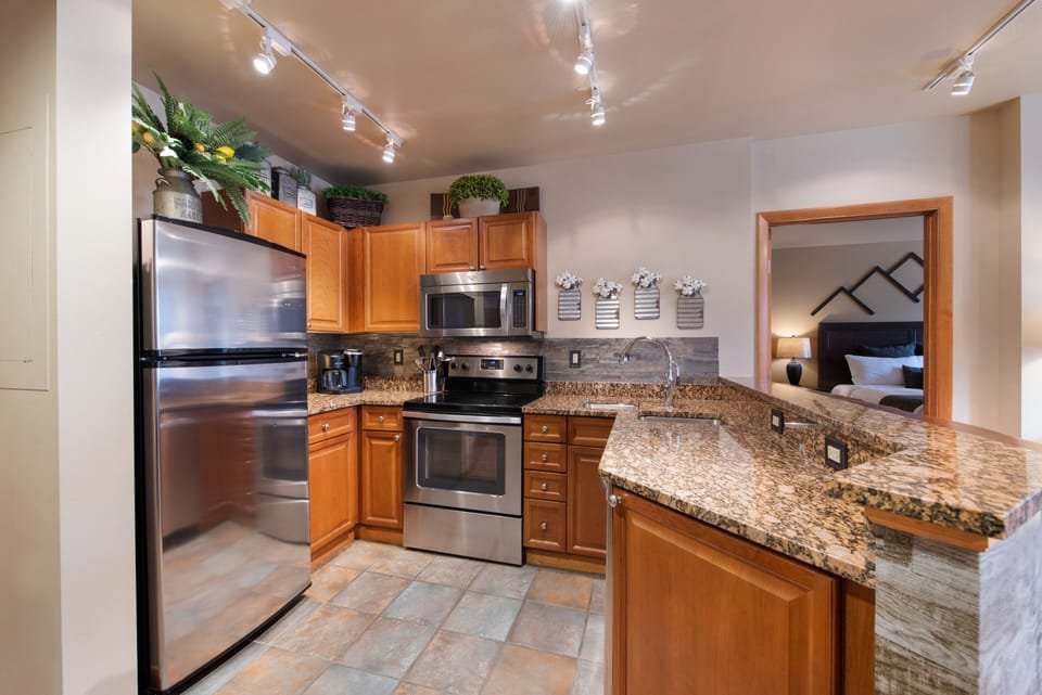 Flooring, Room, Indoors, Kitchen, Floor