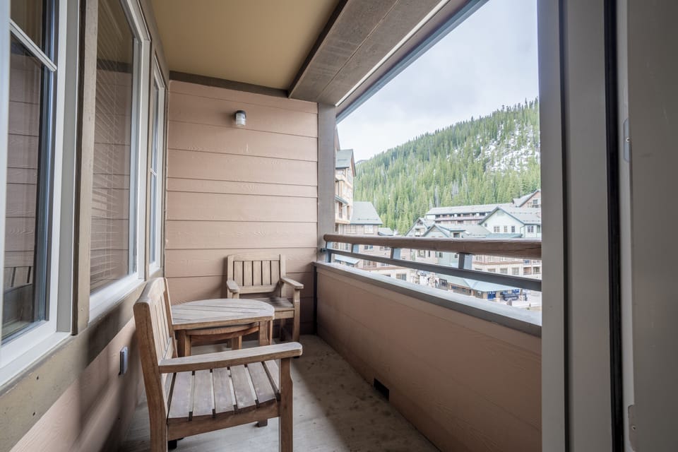Balcony, Building, Handrail, Banister, Chair