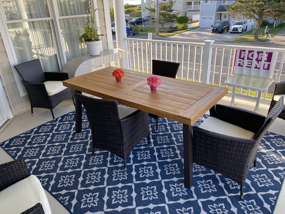 Second floor deck furniture 
